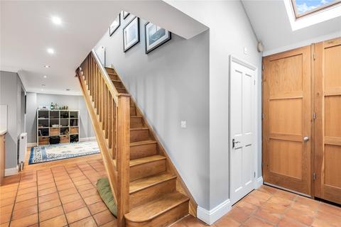 1 Western Lane, London, SW12 8JS