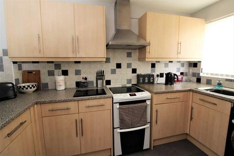 18 Cedar Close, Callington, PL17 7HG