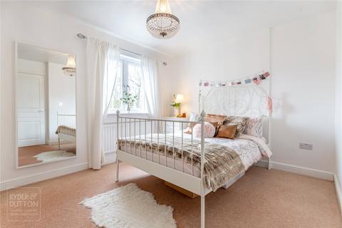 4 County End Terrace, Springhead, Oldham, OL4 5DT