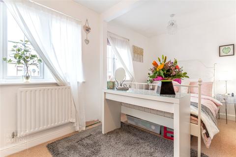 4 County End Terrace, Springhead, Oldham, OL4 5DT