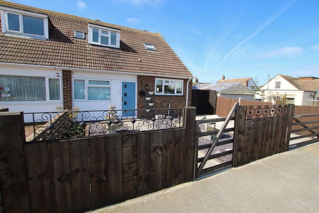Coventry Gardens, Herne Bay 3 bed semidetached house £400,000