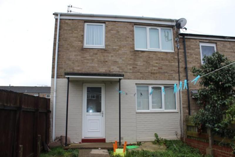3 Bedroom Terraced House for Rent