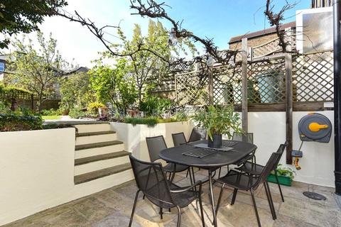 14 Broughton Road, London, W13 8QW