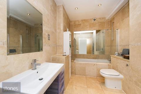2 bedroom apartment to rent, Maybury Gardens, Willesden Green, London, NW10