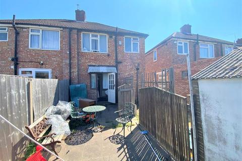 12 Carfax Road, Hayes, UB3 4RB