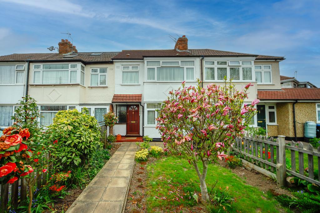 Winnington Road, EN3 3 bed terraced house £399,995