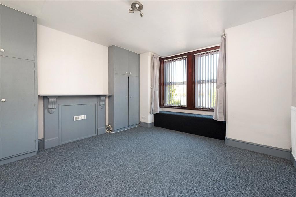 Nunnery Road, Canterbury, CT1 5 bed semidetached house £537,500