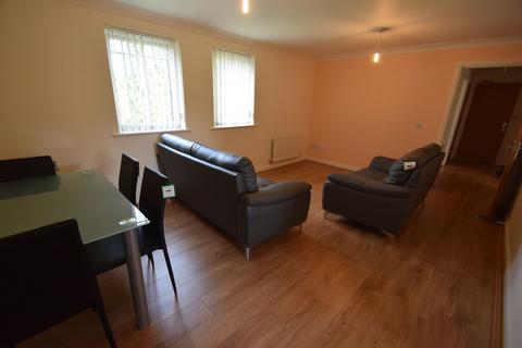 2 bedroom flat to rent, Chorlton Road, Hulme, Manchester, Manchester, M15 4JH