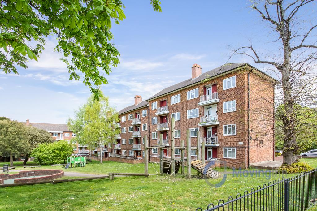 Cedars House, Cedar Tree Grove, West Norwood, SE27 2 bed flat £299,950