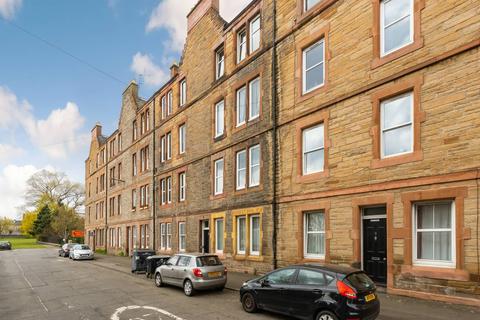4/4 Balfour Place, Edinburgh, EH6 5DW