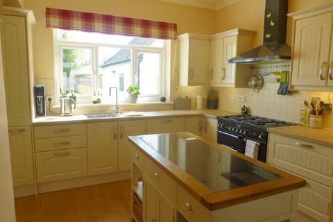 5 Bonllwyn, Ammanford, SA18 2EF
