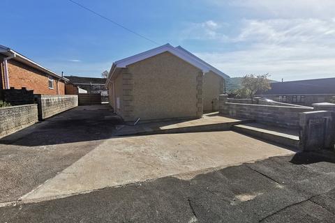 138 Delffordd, Rhos, Swansea, SA8 3ER