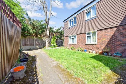 3 Farthings Close, London, E4 6JG