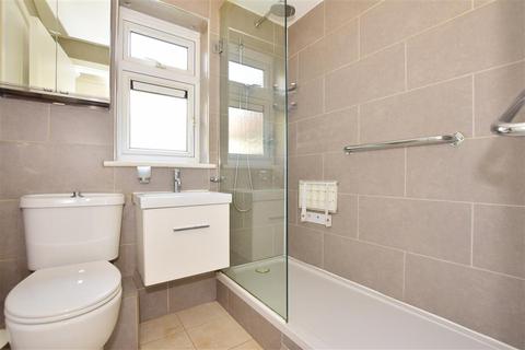 3 Farthings Close, London, E4 6JG