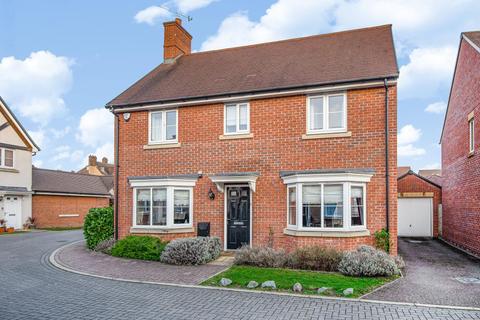 41 Wright Close, Bushey, WD23 2FH
