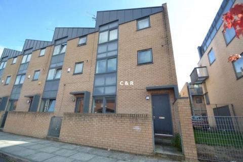 3 bedroom townhouse to rent - Peregrine Street, Hulme, Manchester. M15 5PU