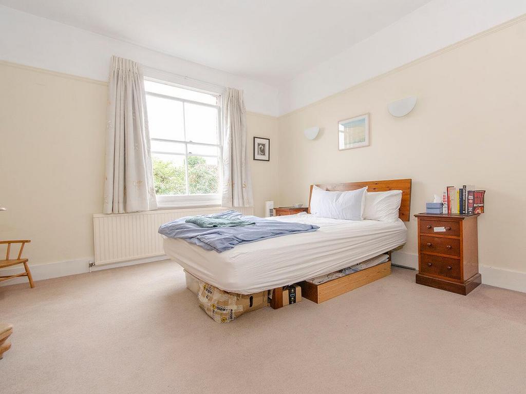 Bedroom 2 b