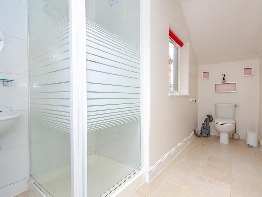 Bathroom 2 a