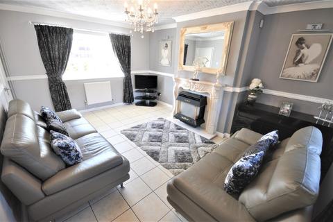 22 Large Square, Stainforth, Doncaster, DN7 5RL