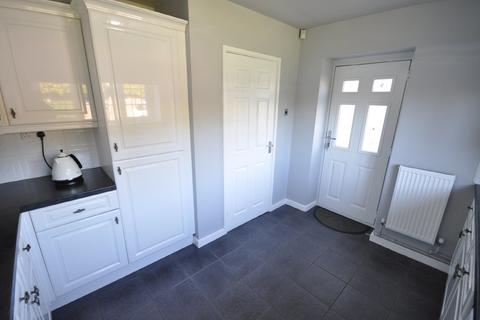 22 Large Square, Stainforth, Doncaster, DN7 5RL