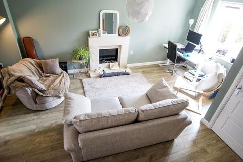 73 Bramley Drive, Hartley Wintney, Hook, RG27 8ZF