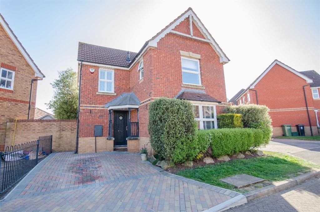 Wadham Grove, Emersons Green, Bristol, BS16 7DW 3 bed detached house