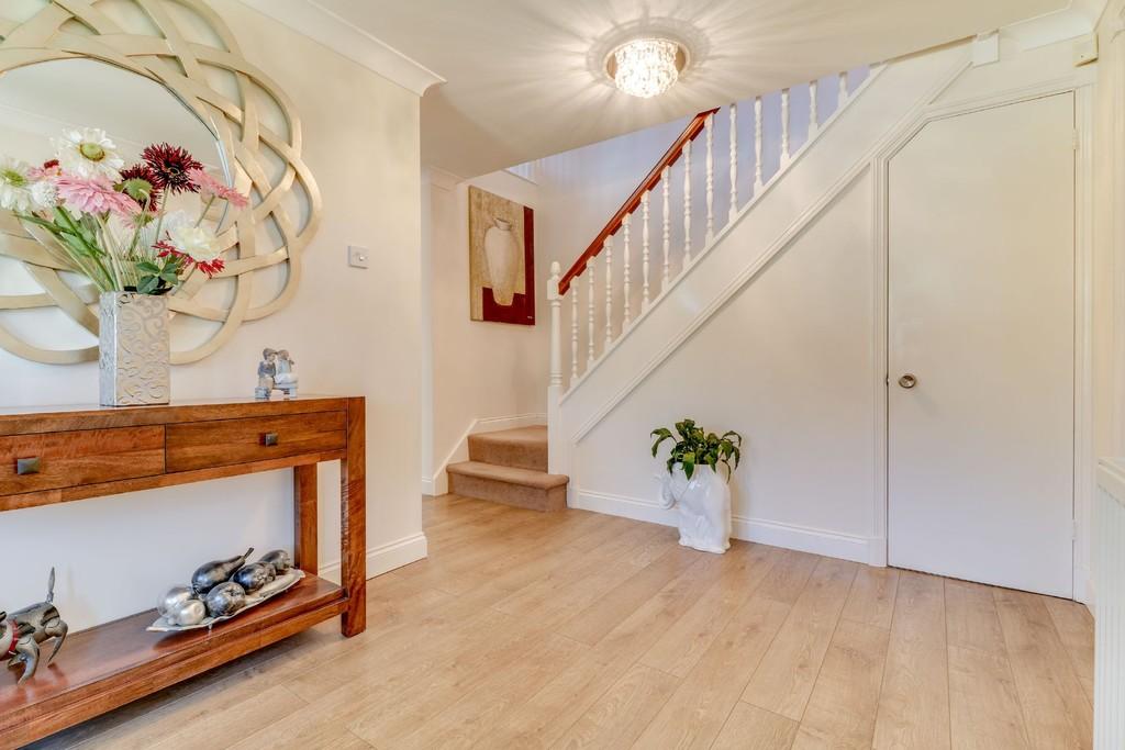 Kirton Grove, Solihull 4 bed detached house £985,000