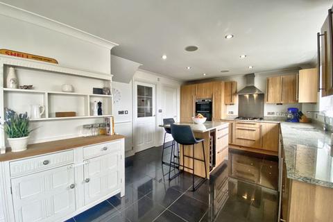 2 Bryn Celyn, Llanharry, Pontyclun, CF72 9ZE