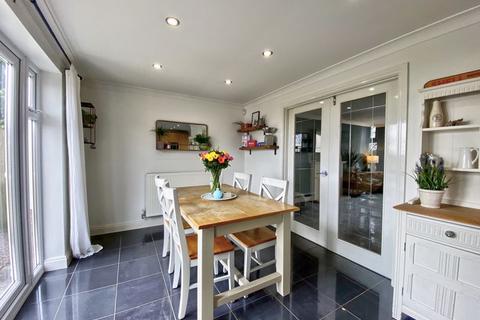 2 Bryn Celyn, Llanharry, Pontyclun, CF72 9ZE
