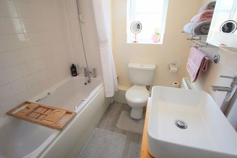 51 Fawn Crescent, Hedge End, Southampton, SO30 2QD