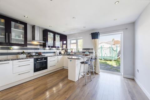 32 Kenmere Road, Welling, DA16 1PH