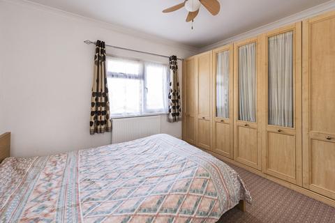 32 Kenmere Road, Welling, DA16 1PH