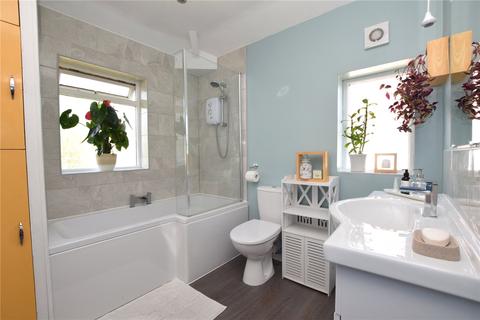 4 Trenic Drive, Leeds, LS6 3DJ