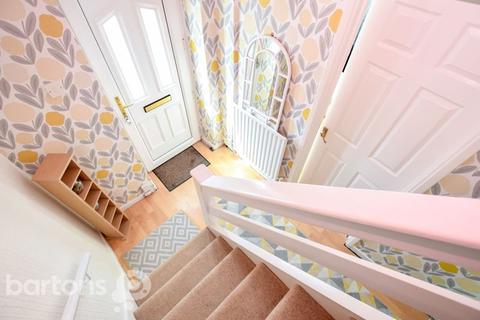 2 Hutton Road, Kimberworth Park, Rotherham, S61 3QN