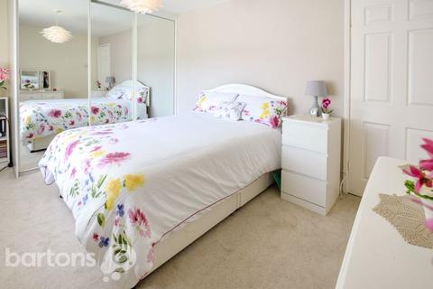 2 Hutton Road, Kimberworth Park, Rotherham, S61 3QN