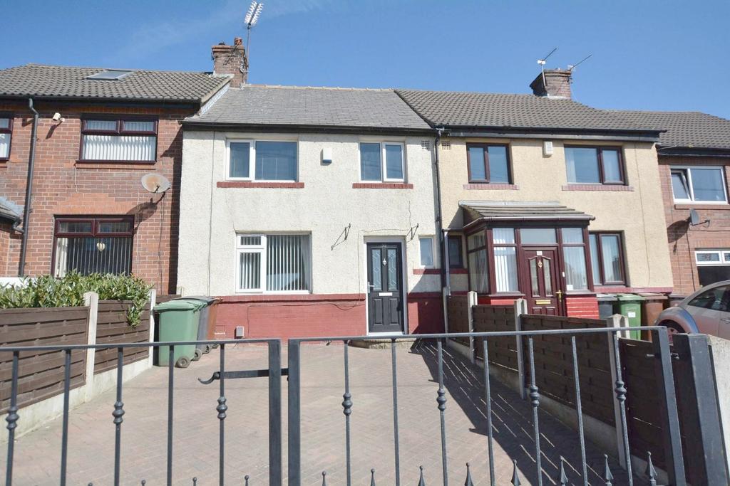 Roker Lane, Pudsey, West Yorkshire 3 bed terraced house £160,000