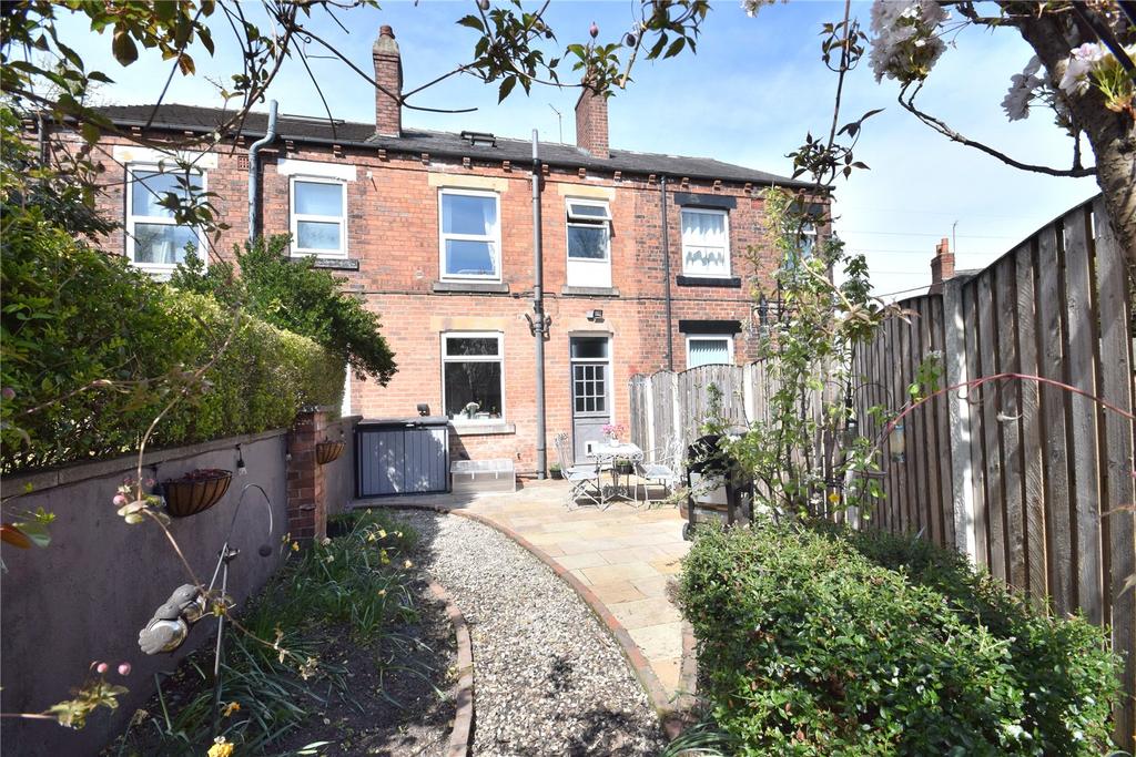 Lingwell Gate Lane, Lofthouse, Wakefield 2 bed terraced house £189,995
