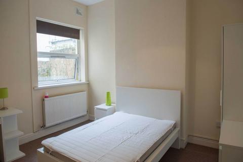 undefined, Colum Road (Rooms), Cathays, Cardiff