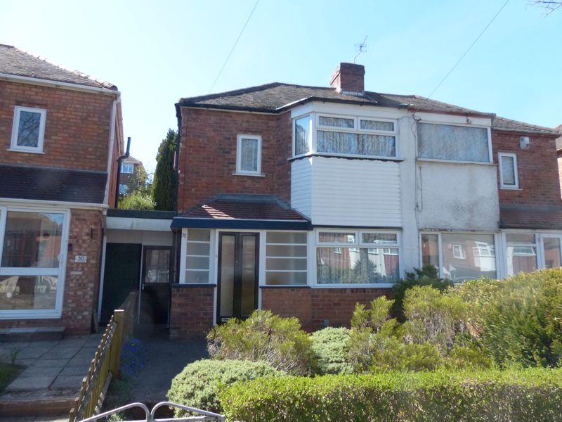 Courtenay Road, Great Barr, Birmingham B44 8JQ 2 bed semidetached