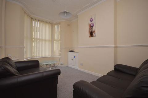 99 Ash Grove, Wavertree, Liverpool, L15 1ES