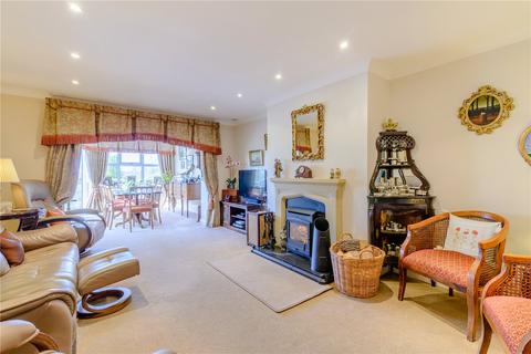 2 Oxmoor Meadows, Hunsingore, Wetherby, LS22 5NQ