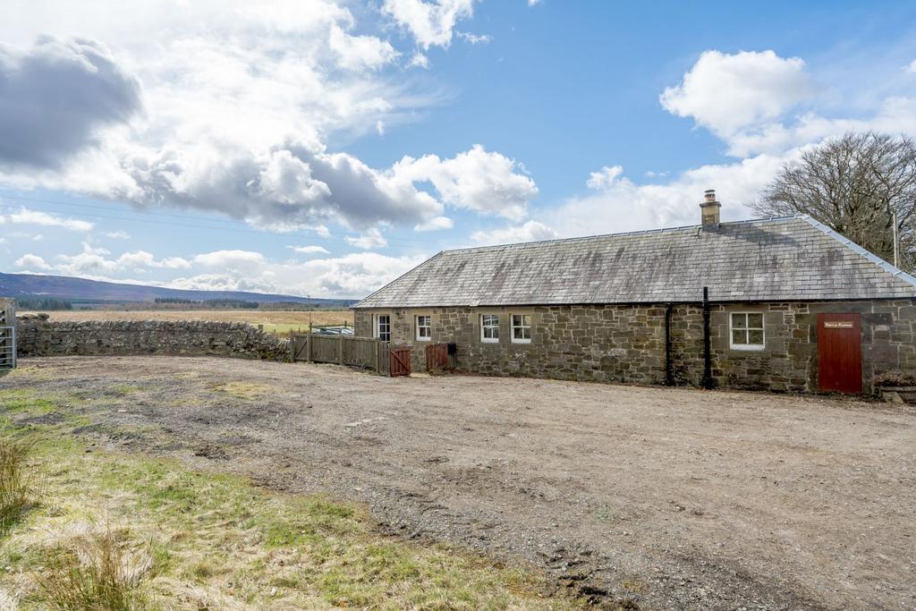 Wester Causewayend, Kirknewton, West Lothian 3 bed bungalow for sale