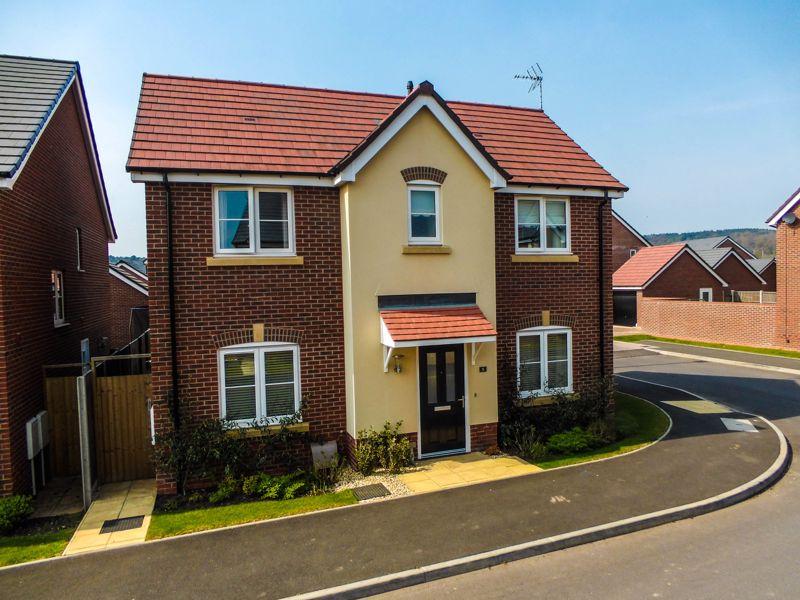 Madeley Park View, Baldwins Gate, NewcastleUnderLyme 3 bed detached