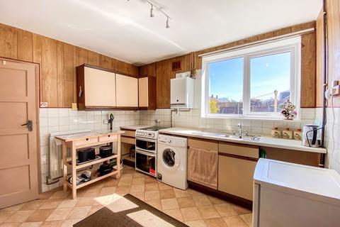 561 Broxburn Drive, South Ockendon, RM15 5QB