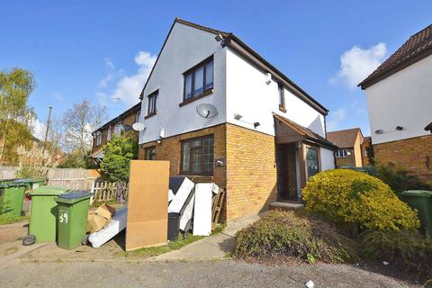 39 Bertrand Way, London, SE28 8LL