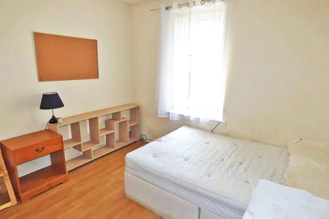 Flat A, 15 Forebank Road, Dundee, DD1 2PF