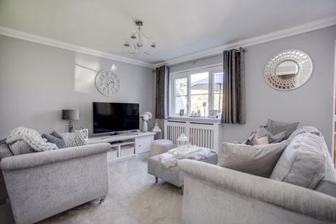 5 Belsham Close, Chesham, HP5 2DS