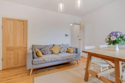 16 Laurier Road, Croydon, CR0 6JQ