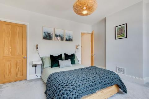 16 Laurier Road, Croydon, CR0 6JQ