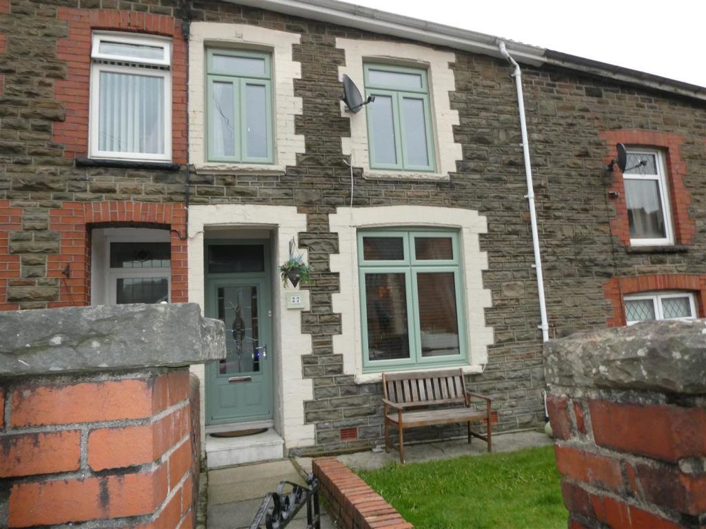 Cwmaman Road, Aberdare, CF44 3 bed terraced house £625 pcm